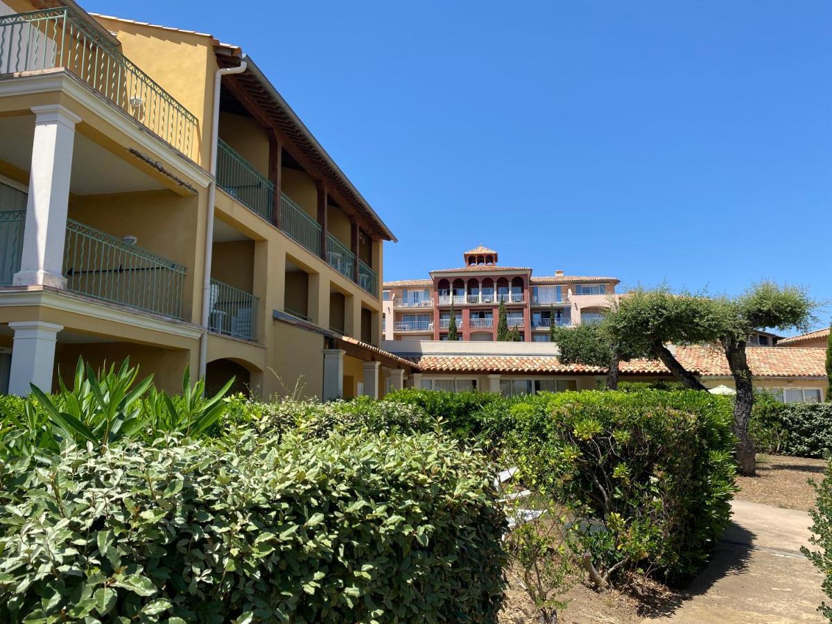 Appart. Vue Mer Avec Piscine - Golfe De St Tropez Les Issambres Εξωτερικό φωτογραφία